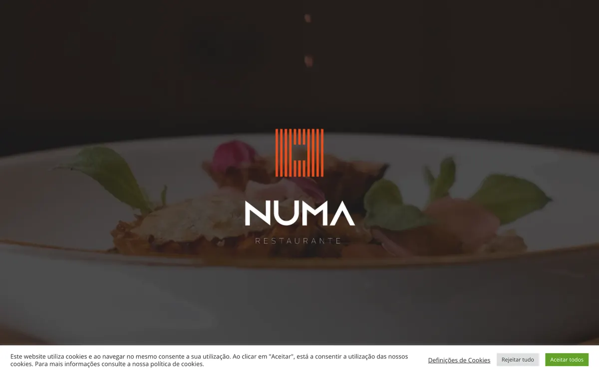Página inicial do site do NUMA num computador.